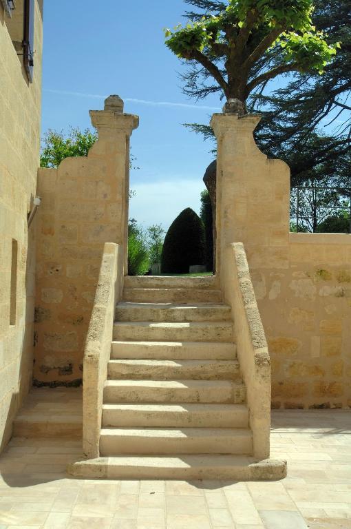 Hotel Au Logis Des Remparts Saint-Émilion Zewnętrze zdjęcie