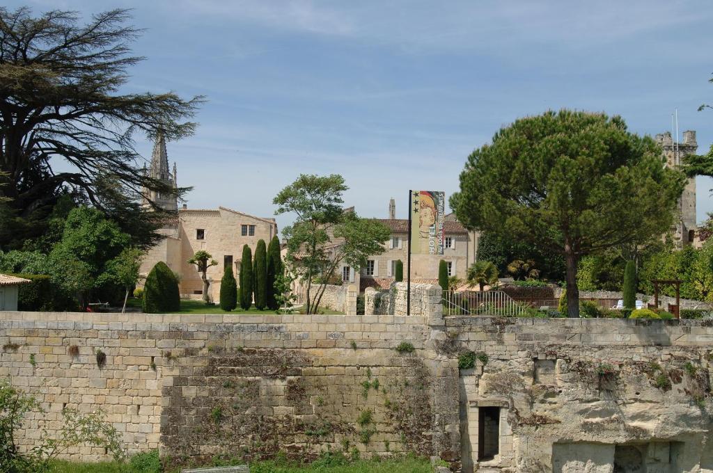 Hotel Au Logis Des Remparts Saint-Émilion Zewnętrze zdjęcie